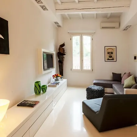 Charming Flat In Centro A Con Posto Auto Feriehus *