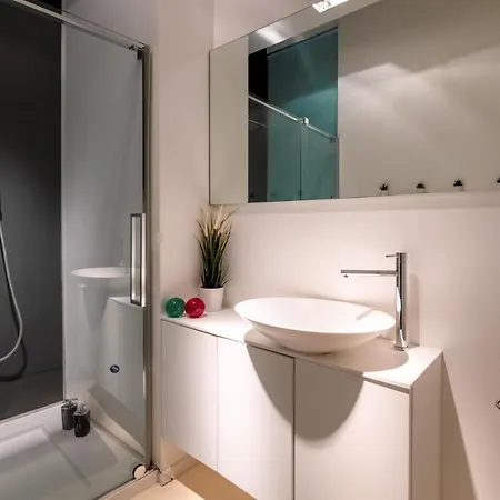 Charming Flat In Centro A Con Posto Auto * 페라라