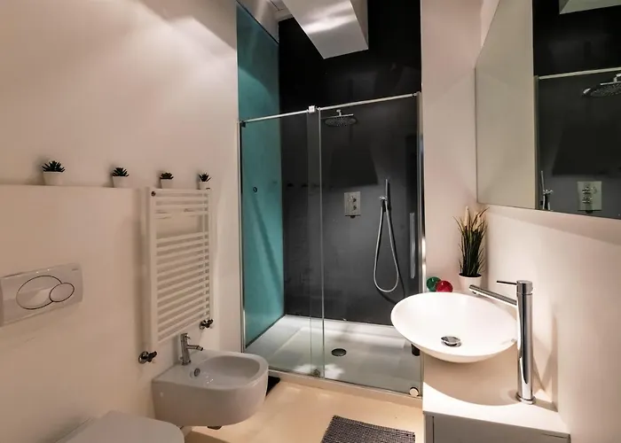 Charming Flat In Centro A Con Posto Auto Ferrara