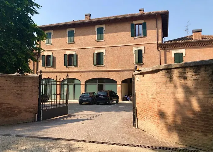 Charming Flat In Centro A Con Posto Auto Holiday home *